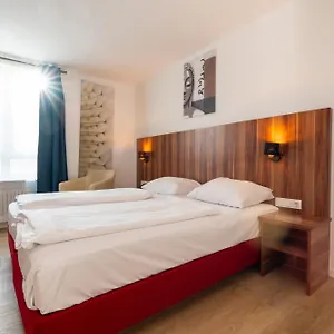 Arthotel Ana Astor München
